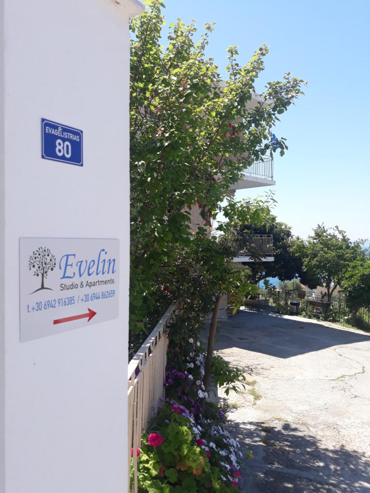 Evelin Studio Kalamata Esterno foto